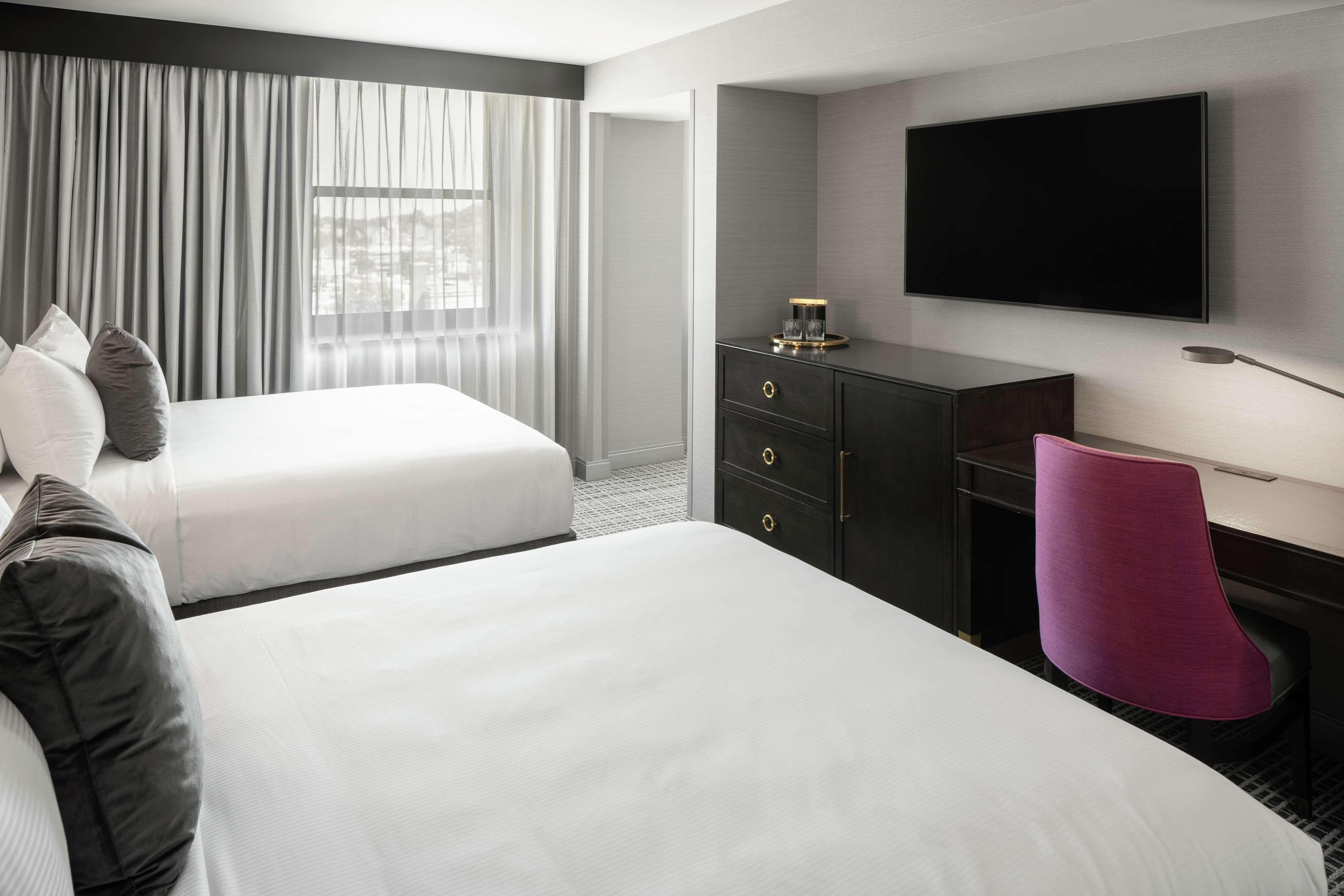 The Axis Moline Hotel, Tapestry Collection By Hilton Ngoại thất bức ảnh