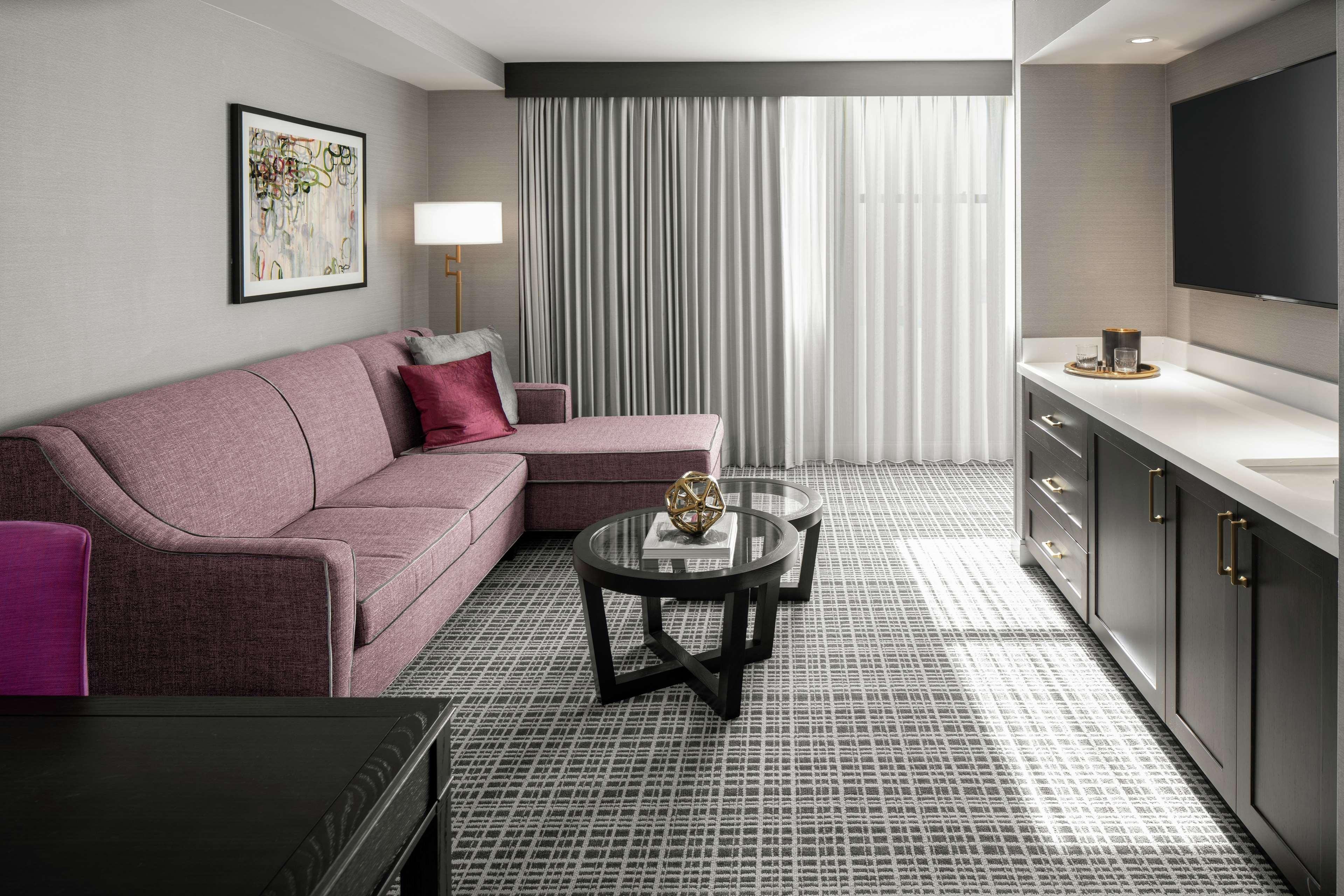 The Axis Moline Hotel, Tapestry Collection By Hilton Ngoại thất bức ảnh