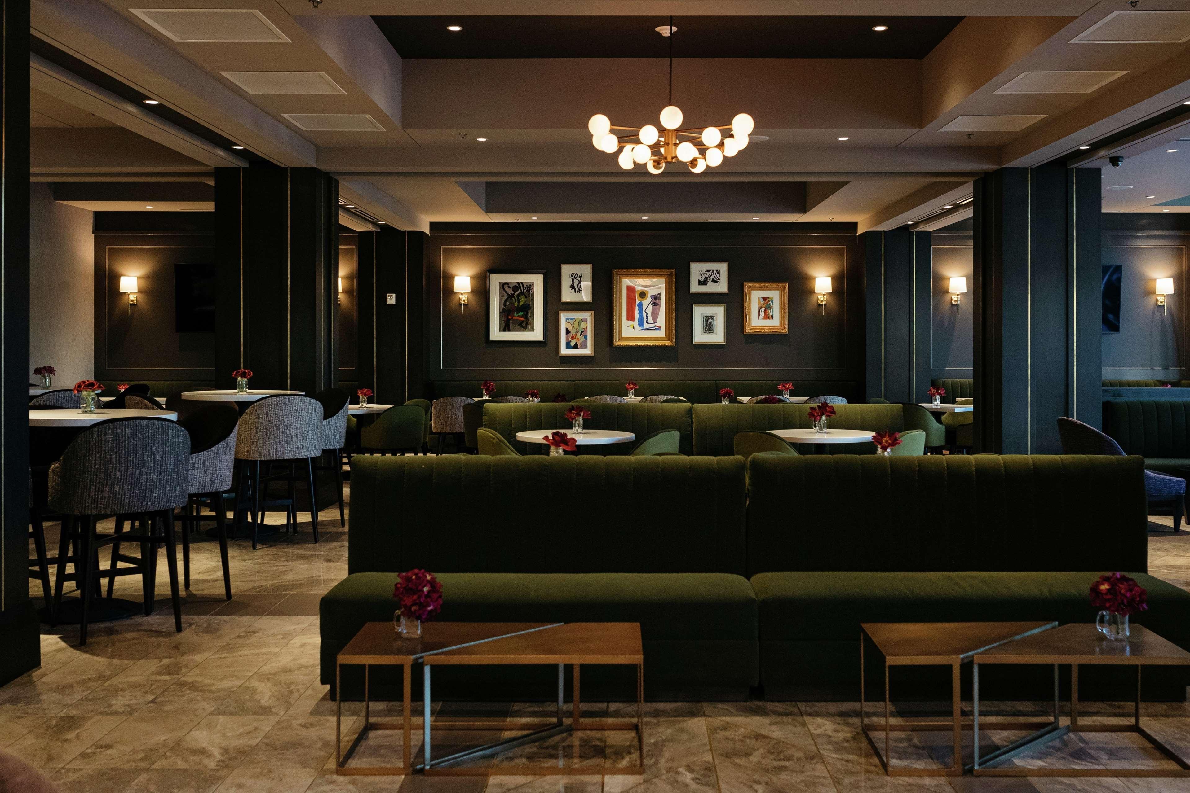 The Axis Moline Hotel, Tapestry Collection By Hilton Ngoại thất bức ảnh